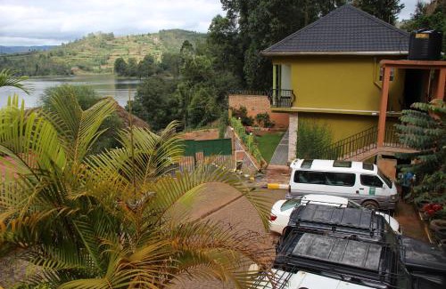 Kabale Hotel | Bunyonyi View