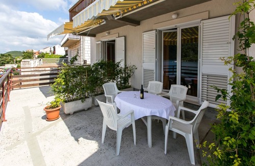Polace Apartment | Bura Two Bedroom Apartment with Terrace and Sea View