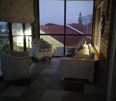 Shelly Beach House | Burd's Nest 215