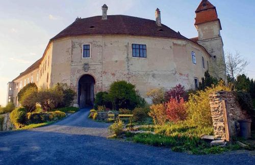 Bernstein Hotel | Burg Bernstein