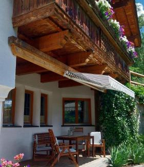 Faggen Apartment | Burg Laudegg Blick