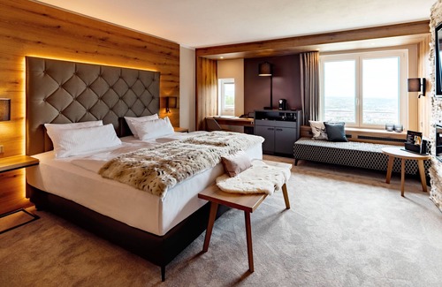 Salach Hotel | Burg Staufeneck