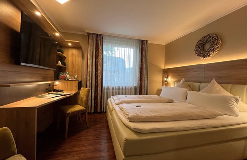 Hude Hotel | Burgdorfs Hotel & Restaurant