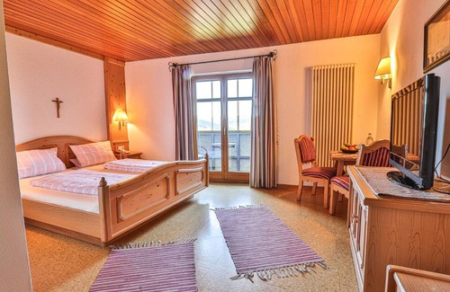 Kollnburg House | Burggasthof Hauptmann