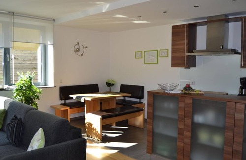 Ingenheim Apartment | Burgundy apartment rental