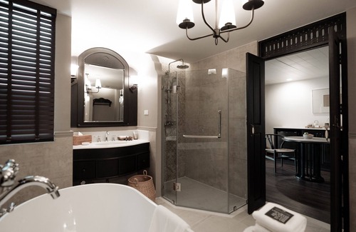 Old City Hotel | Burirattana Hotel - Adults Only