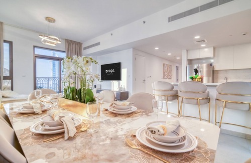 Umm Suqeim 3 Apartment | Burj Al Arab and Sea Views : 2BR Retreat