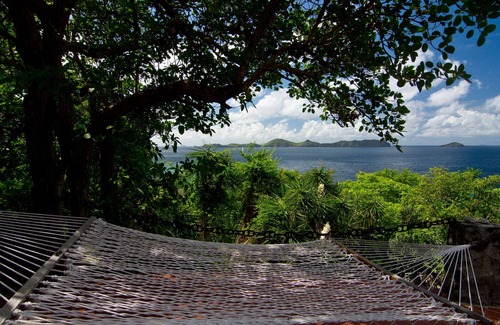 Moonhole House | Burke House’s private setting is relaxing, romantic and includes personal cook.