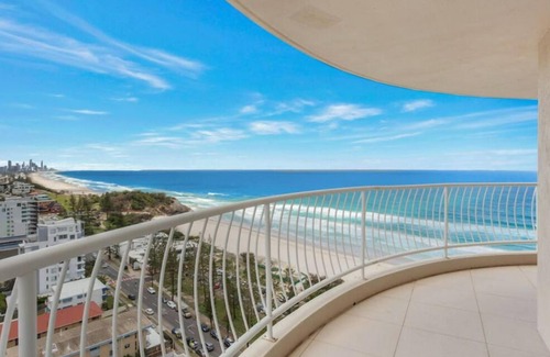 Miami Apartment | Burleigh Surf 18th Floor Spectacular Ocean Views