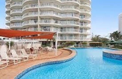 Miami Apartment | Burleigh Surf 18th Floor Spectacular Ocean Views