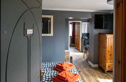 Gills Bed & Breakfast | Burnside Cottage