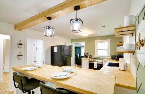 Burnside House | Burnside Vacation Rental, Walk to Lake Cumberland!