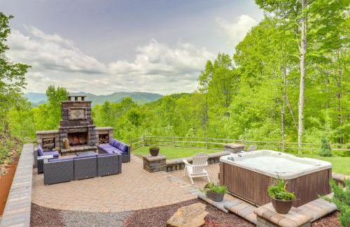Burnsville House | Burnsville Retreat with Hot Tub and Mountain Views!