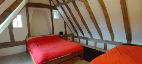 Ipswich House | Burnt House Cottage