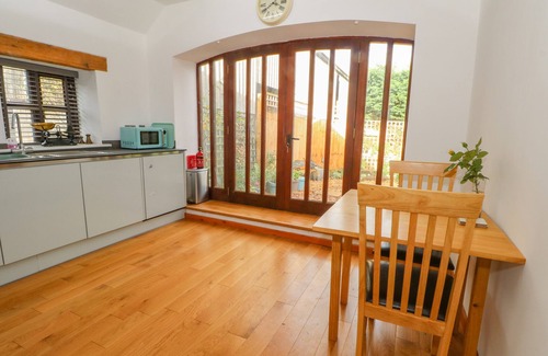 Mynydd Isa Cottage | Burnt Oak Stables