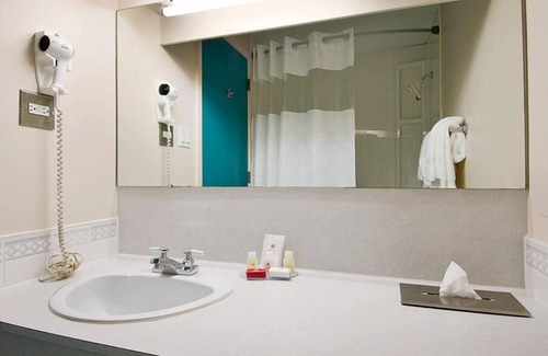 Thompson Hotel | Burntwood Hotel