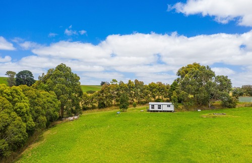 Korumburra Cabin | Burra Views Country Retreat