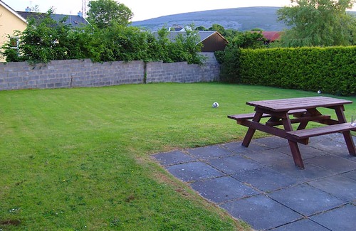 Ballyvaughan Ski Chalet | Burren Seaside Lodge