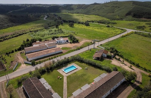 Portimao House | Burro Ville - Spacious Houses w/Pool