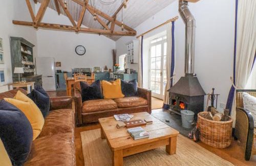 Ottery St Mary House | Burrows