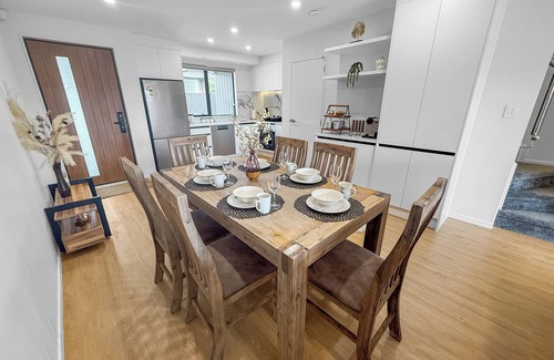 Auckland House | Burswood Bliss | Serene 3Bed Townhouse | Brand new