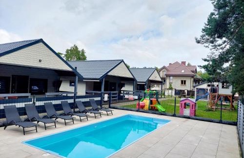 Ostrowo House | Bursztynowo Domki z basenem