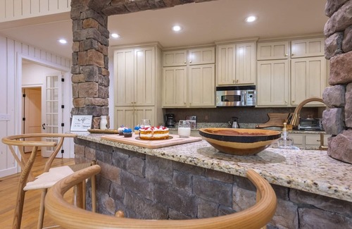 Tiger House | Burton Bliss | New Lake Burton Retreat with Private Dock, Two-Story Boathouse,