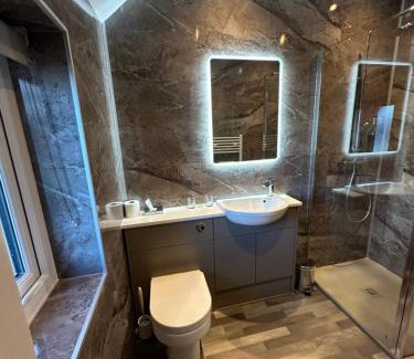 Brandesburton House | Burton Lodge Guest House & Spa