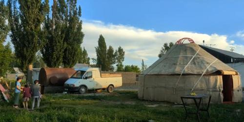 Ak-Talaa District House | Burul