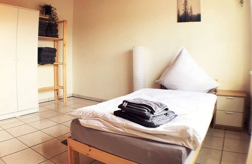 Busingen am Hochrhein Apartment | BÜS02 three room apartment with kitchen and wifi