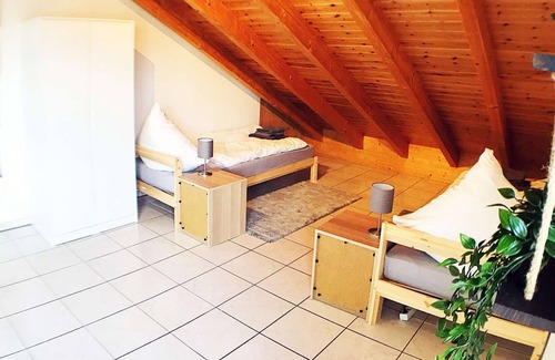 Busingen am Hochrhein Apartment | BÜS02 three room apartment with kitchen and wifi