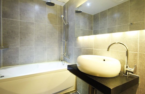 Yeonje-Gu Hotel | Busan Yeonsan-dong BNB