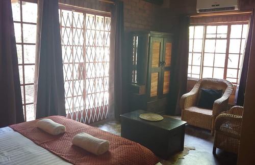 Marloth Park House | Bush and Gables is situated in Marloth Park. B&B accommodation.