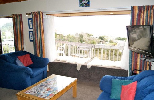 Tata Beach House | Bush Henge - Tata Beach Holiday Home