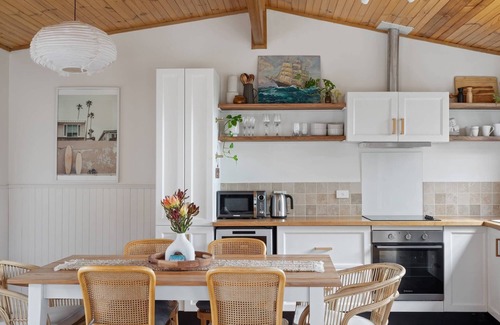 Binalong Bay House | Bush Hideaway