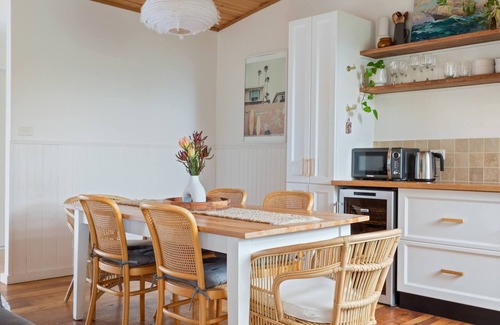 Binalong Bay House | Bush Hideaway
