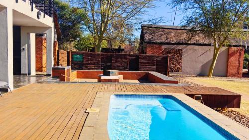 Leeupoort Villa | Bush Lodge Zebula 82 - 2 x 2B Chalets