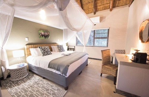 Hoedspruit Bed & Breakfast | Bushbaby River Lodge