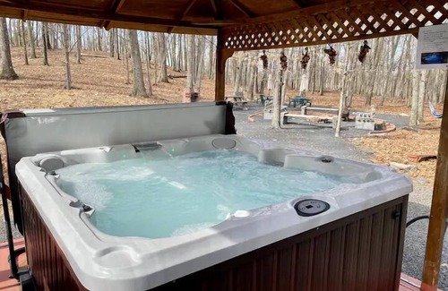Pocono Mountain Lake House | Bushkill Beauty-HotTub, Firepit, Lake, Outdoor Pool