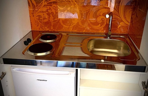 Oberasbach Apartment | Business Apartment "Renate" with Shared Terraces, Shared Garden & Wi-Fi