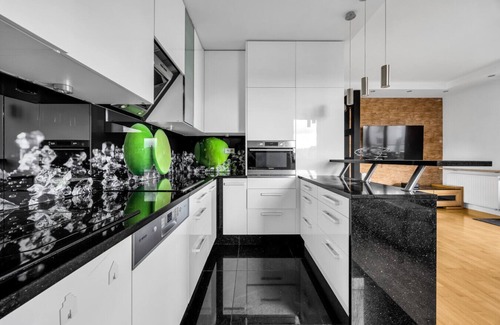Bielany Apartment | Business Apartments - 49m2 Terrace, Parking, Metro by Rentujemy