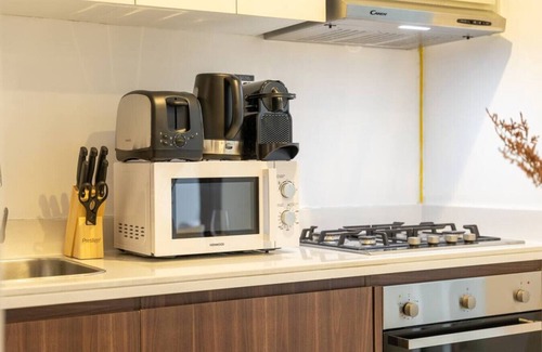Downtown Dubai Apartment | Business Bay Bliss 1 bedroom apartment - Suiteable
