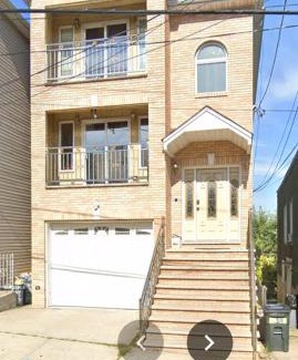 The Heights Apartment | Business & Family Friendly Balcony Jacuzzi Free Park