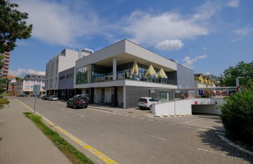 Levice Hotel | Business Hotel Astrum Laus