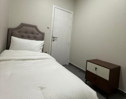 Al Khobar Apartment | Business&Leisure ModernApartment in Central Khobar with smart entry