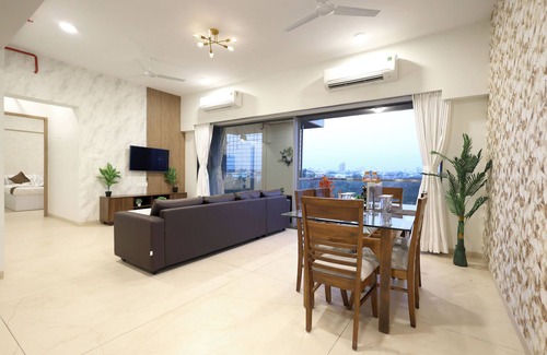 Ghansoli Apartment | Business lesiure - 3 BHK with Balcony-Chef-Laundry