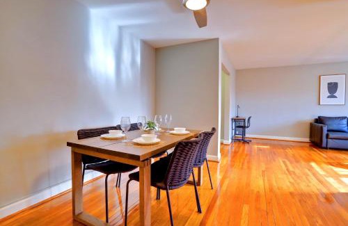 Northeast Alexandria Apartment | Business Ready Apartment in Alexandria Modern & Central Location