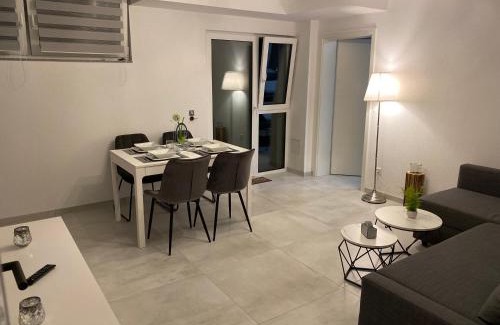 Bad Friedrichshall Apartment | Business Suite 04 mit Parkplatz & Balkon, Terrasse & Fußbodenheizung, Netflix Premium, Zentral zu Audi & Schwarz Gruppe