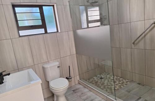 Edenvale Apartment | Bustani 2 - Self-Catering Studio Minimum 2 Nights