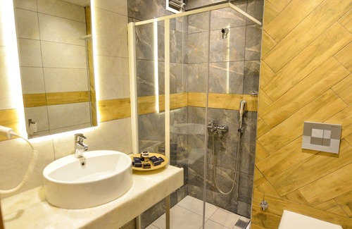 Erzurum City Center Hotel | Butik Rafo Otel